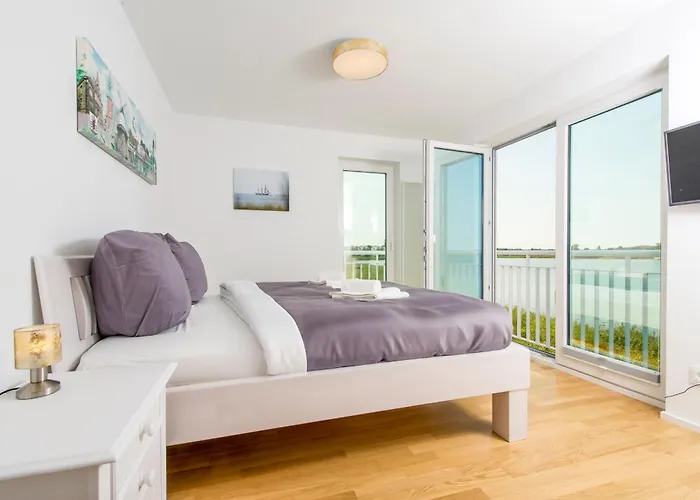 Semesterbostad Meeresbrise *